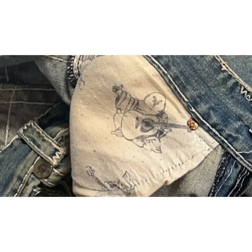 True Religion World Tour Distressed Jeans Men's Size 32 Straight Light Wash